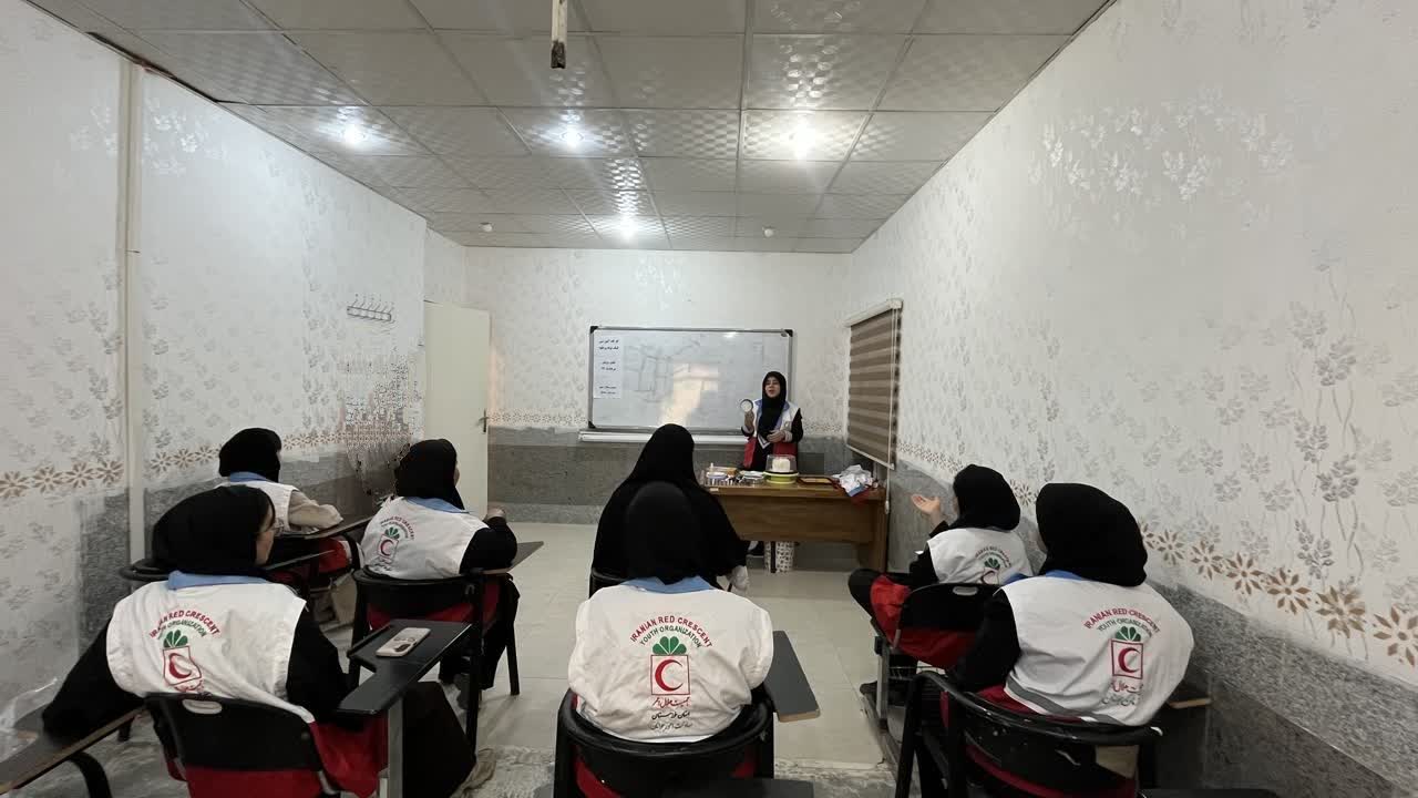 مهارت‌آموزی جوانان جمعیت هلال‌احمر هفتکل در قالب طرح ملی «شوق رویش»