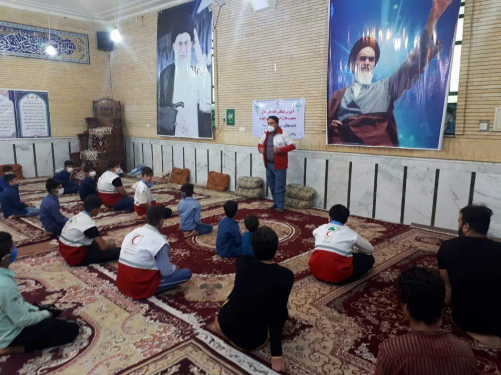 آموزش همگانی خانه های هلال در رامهرمز ادامه دارد