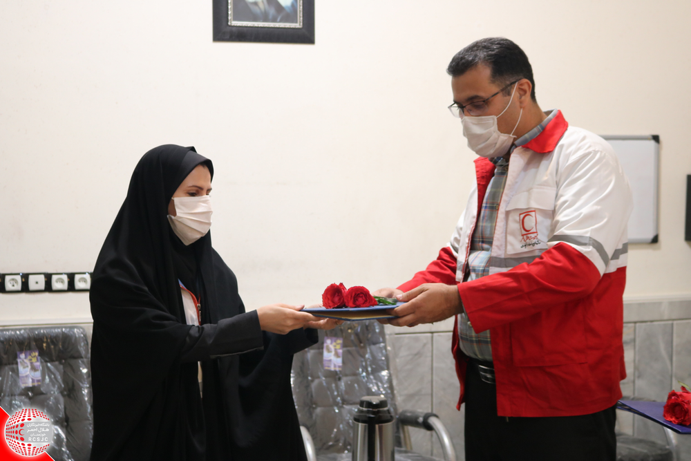 از تلاش بدون چشم داشت مربیان هلال احمر اندیمشک قدردانی شد