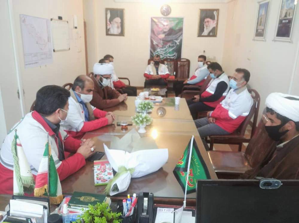 دیدار کارکنان و اعضای جمعیت هلال احمر رامهرمز با رئیس اداره اوقاف و امور خیریه