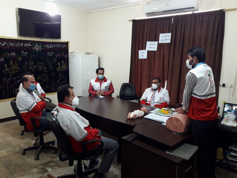کارگاه آموزشی ویژه کارکنان جمعیت هلال احمر شهرستان باغملک برگزار شد