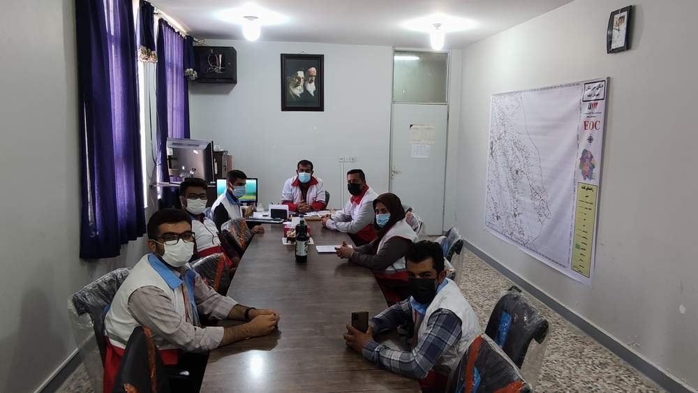 تجلیل از اعضای باشگاه خبرنگاران داوطلب هلال احمر ایذه