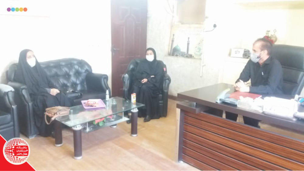 مراسم تجلیل از اعضای باشگاه خبرنگاران داوطلب هلال احمر شادگان برگزار شد