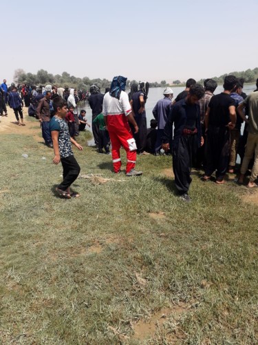 دو جوان اهل روستای سیدان از توابع شهرستان گتوند در رودخانه کارون غرق شدند.