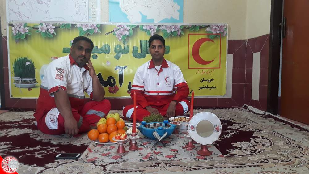 لحظه تحویل سال ۱۴۰۰ نجاتگران مستقر در پایگاه امدادونجات بین شهری امام جعفرصادق(ع) شهرستان بندرماهشهر