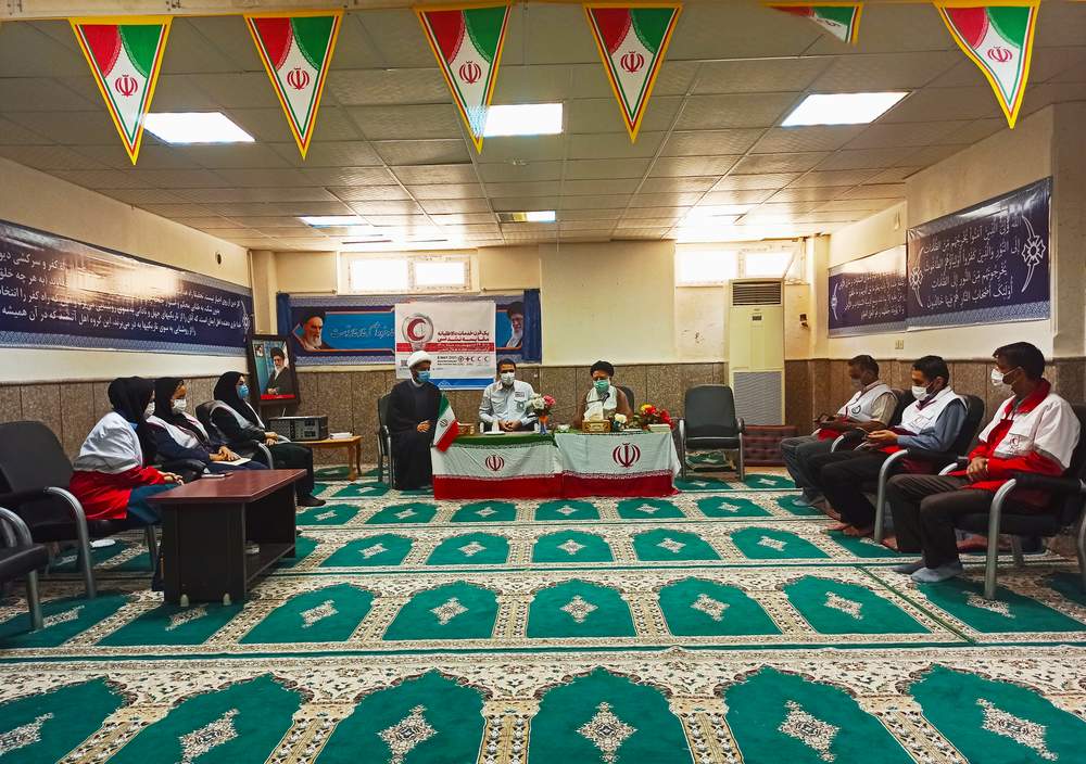 دیدار صمیمانه رؤسا و پرسنل ادارات و نهادها با کارکنان جمعیت هلالاحمر به مناسبت هفته هلال احمر