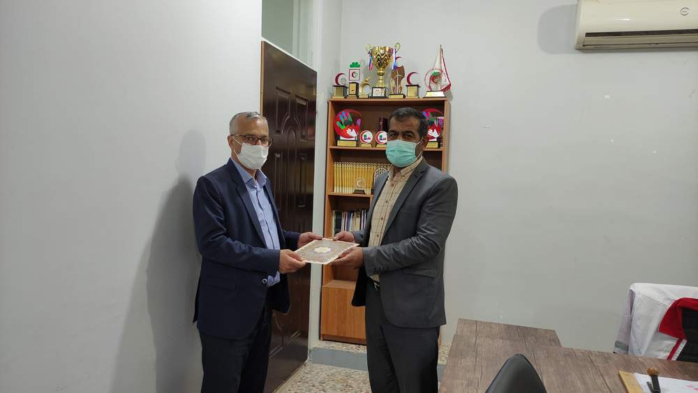 قدردانی رئیس بنیاد شهید و امور ایثارگران ایذه از مجموعه هلال احمر این شهرستان