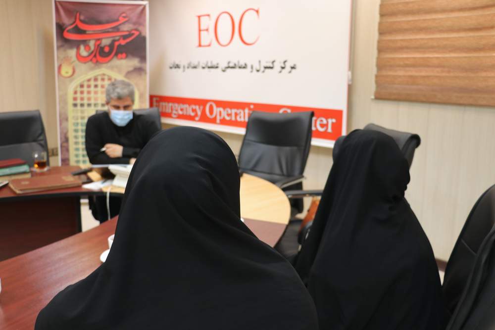 پیگیری مطالبات و درخواست ها در جلسات هفتگی ملاقات عمومی با مدیرعامل جمعیت هلال احمرخوزستان 