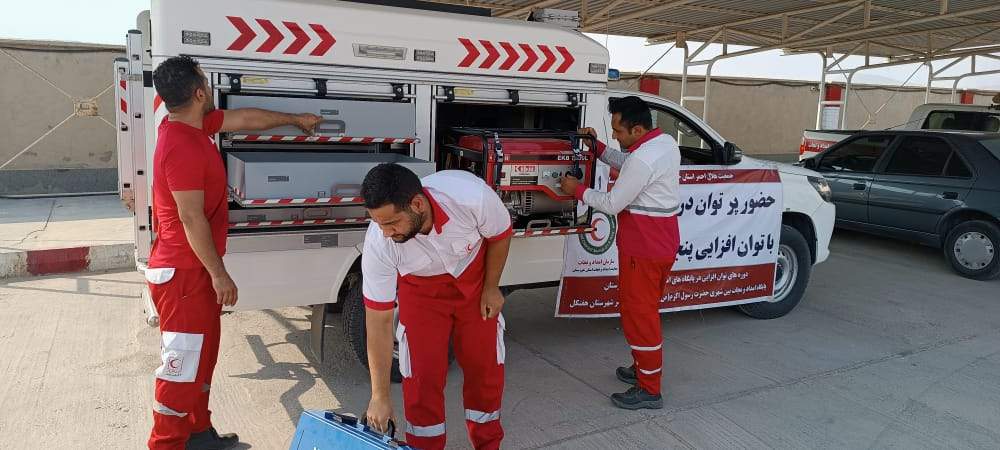امدادگران شهرستان هفتکل در توان افزایی پنجشنبه ها با ست نجات آشنا شدند