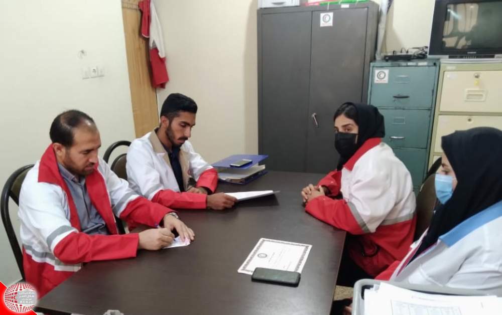 جلسه ماهانه باشگاه امدادگران و نجاتگران جمعیت هلال احمر شهرستان باغملک برگزار شد