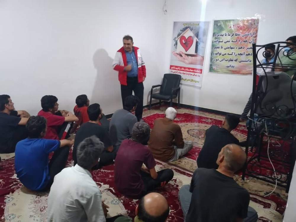 آموزش امداد وکمک های اولیه به افراد بهبود یافته ازمواد مخدر در شهرستان رامهرمز