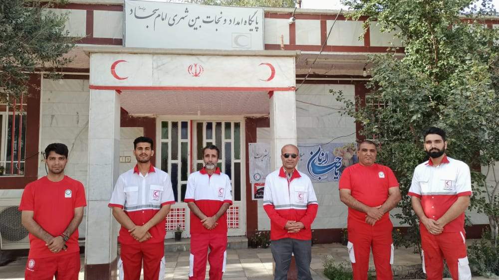 بازدید سرپرست جمعیت هلال احمر شهرستان رامهرمز از پایگاه امداد و نجات بین شهری امام سجاد علیه السلام
