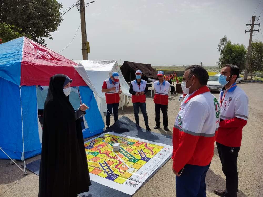 بازدید معاون امور جوانان جمعیت هلالاحمر استان خوزستان از پست طرح نوروزی شعبه لالی