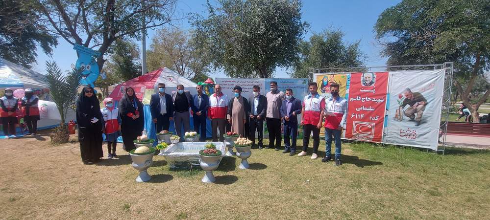 بازدید روئسای ادارات هفتکل از طرح نوروزی جوانان شهید سلیمانی جمعیت هلال احمر