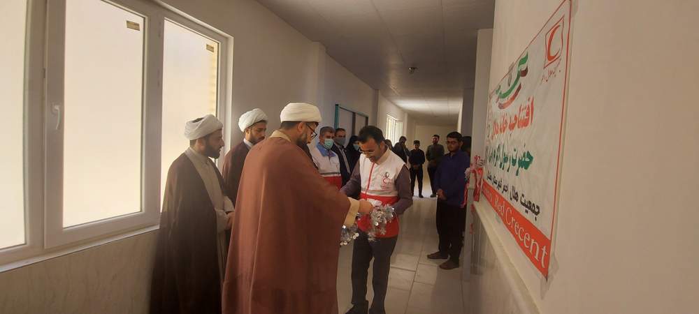 با حضور سرپرست جمعیت هلال احمر خوزستان در هفتکل دو خانه هلال افتتاح شد 