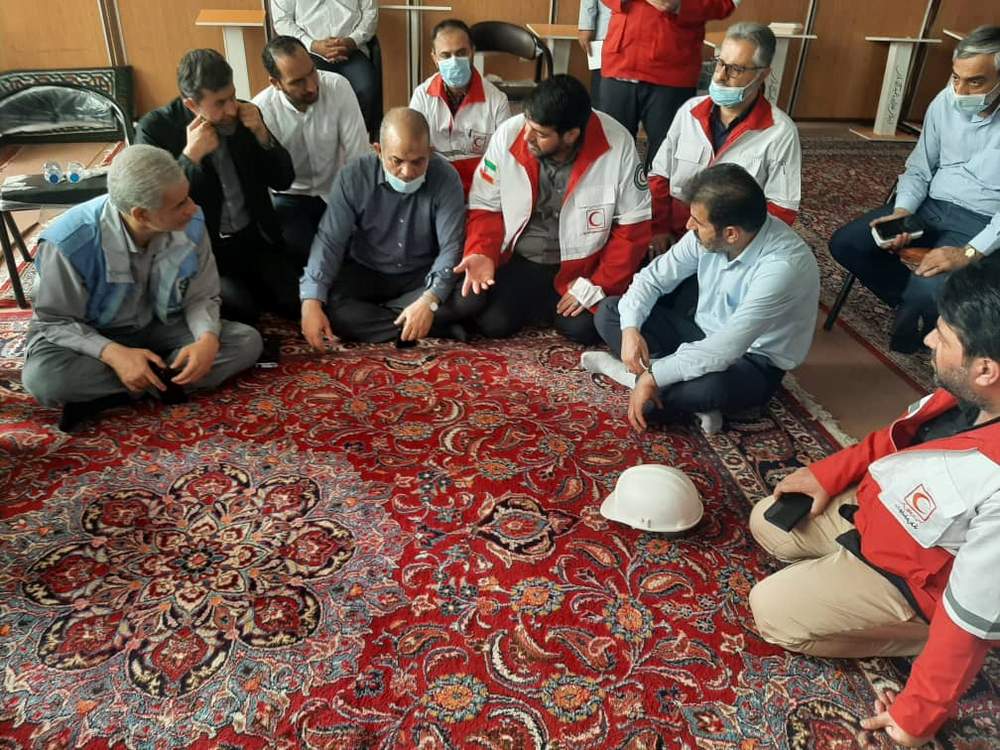 حضور ریاست جمعیت هلال احمر کشور در نشست هماهنگی مدیریت بحران  آبادان