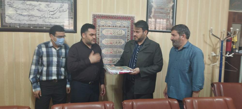 دیدار رییس و پرسنل هلال احمر با ریاست اداره تعاون، کار و رفاه اجتماعی شهرستان دزفول به مناسبت هفته تعاون