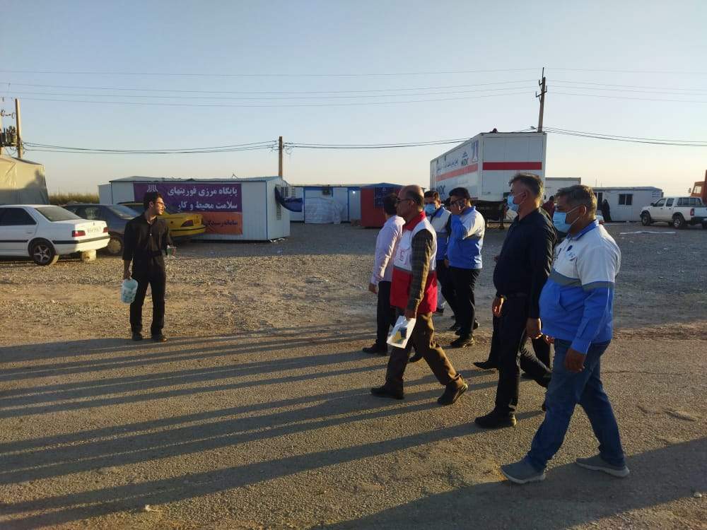 بازدید مسولین شهرستانی و رئیس جمعیت هلال احمرشهرستان رامهرمز از مواکب شهرستان در مرز چذابه