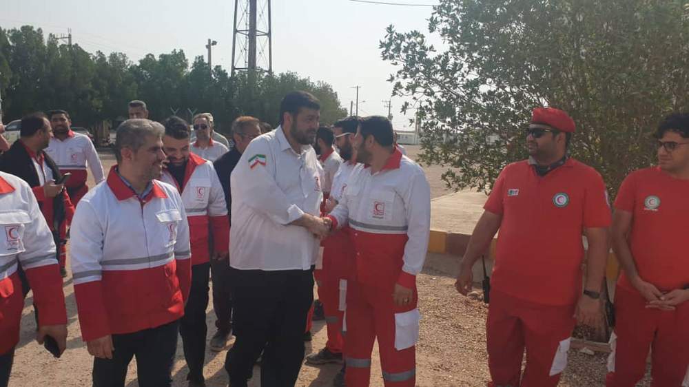 بررسی روند امدادرسانی ها در مرز چذابه در سفر دکتر کولیوند به خوزستان